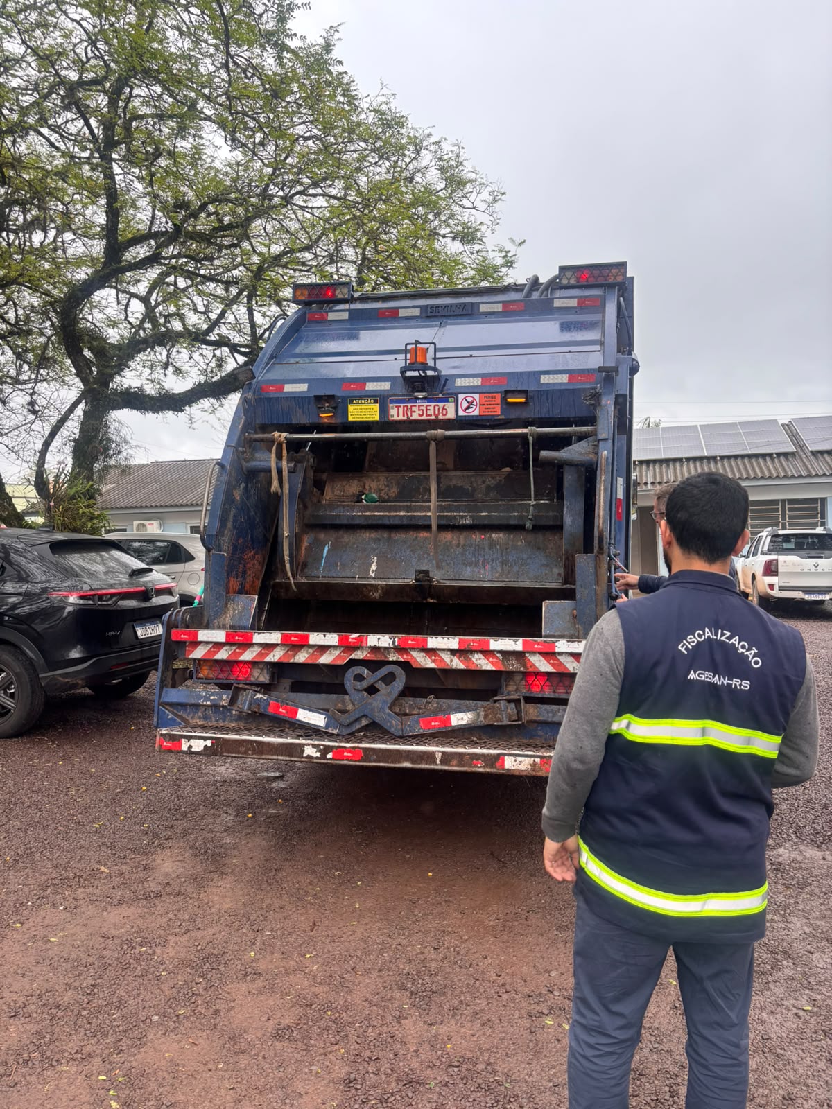 Equipe da Agesan-RS vistoria resíduos sólidos urbanos em Vera Cruz, pela primeira vez